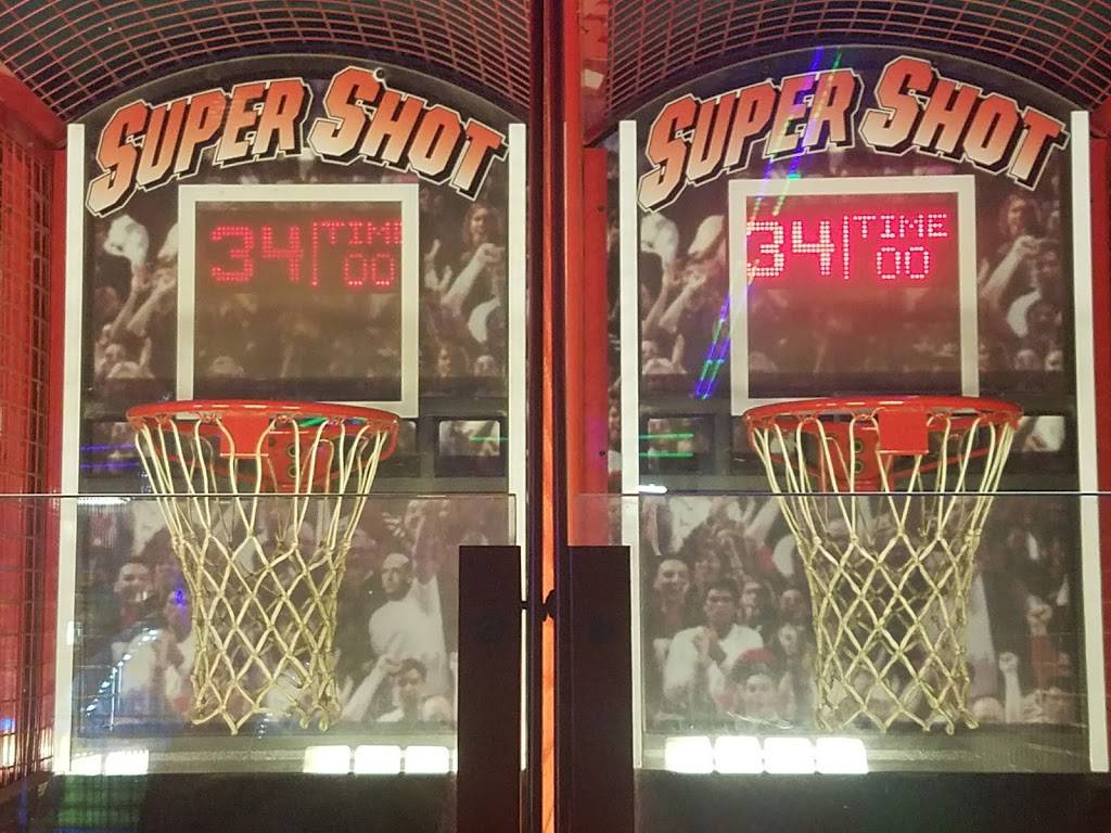 Livingstons Amusement Center | restaurant | 5947 Clark Center Ave, Sarasota, FL 34238, USA | 9419257665 OR +1 941-925-7665