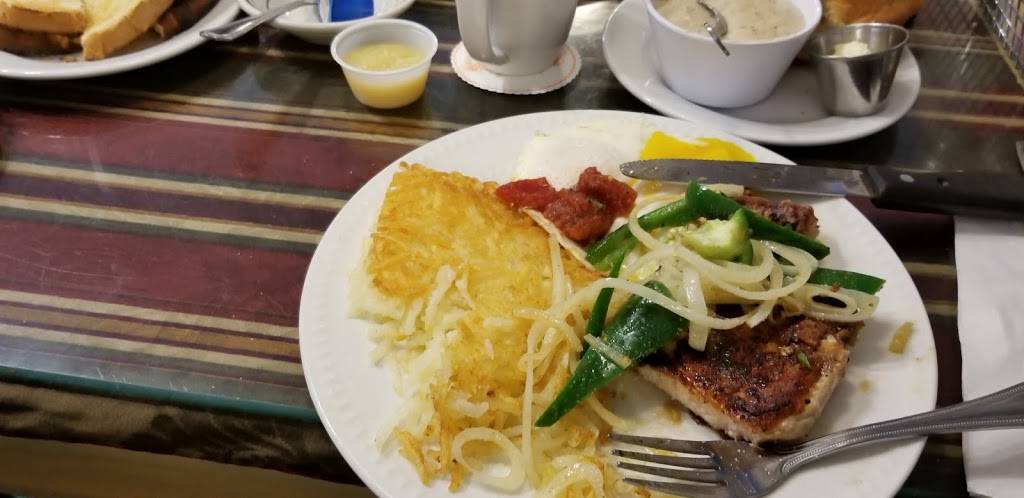 Exeter Whistle Stop | restaurant | 401 E Pine St, Exeter, CA 93221, USA | 5595921100 OR +1 559-592-1100