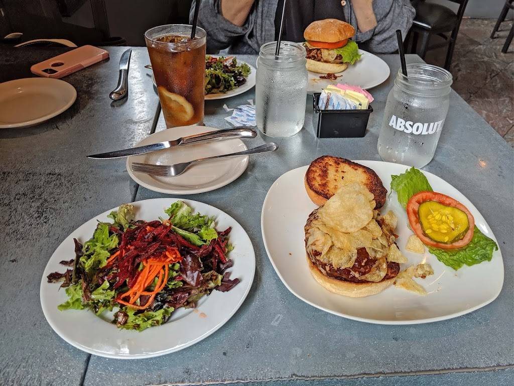 Fuse Bistro | restaurant | 45 Palmer St, Lowell, MA 01852, USA | 9783230424 OR +1 978-323-0424