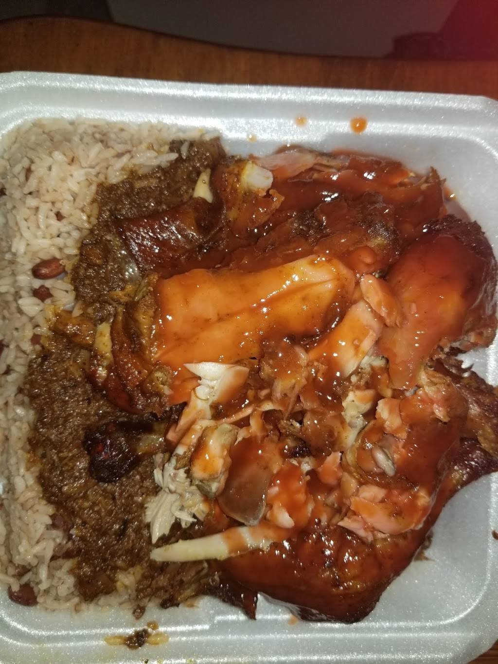 Richie Rich Caribbean Taste Express | restaurant | 260 E 167th St, Bronx, NY 10456, USA | 3478627542 OR +1 347-862-7542