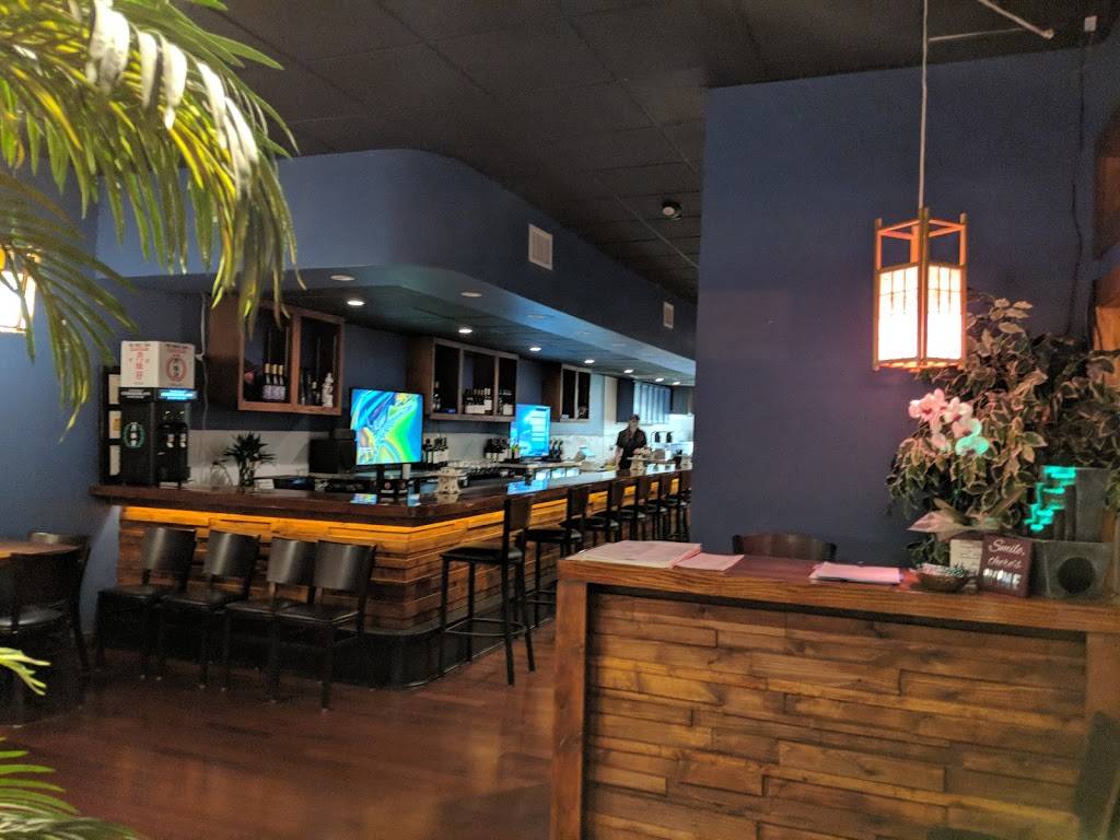 Fish Cheeks | restaurant | 6818 W North Ave, Wauwatosa, WI 53213, USA | 2629934800 OR +1 262-993-4800