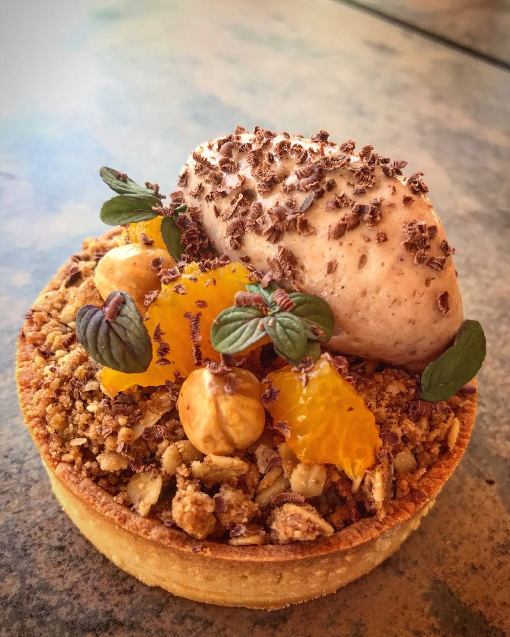 Red Sky Hull at Steamboat Wharf Marina | restaurant | 48 George Washington Blvd, Hull, MA 02045, USA | 7817731238 OR +1 781-773-1238