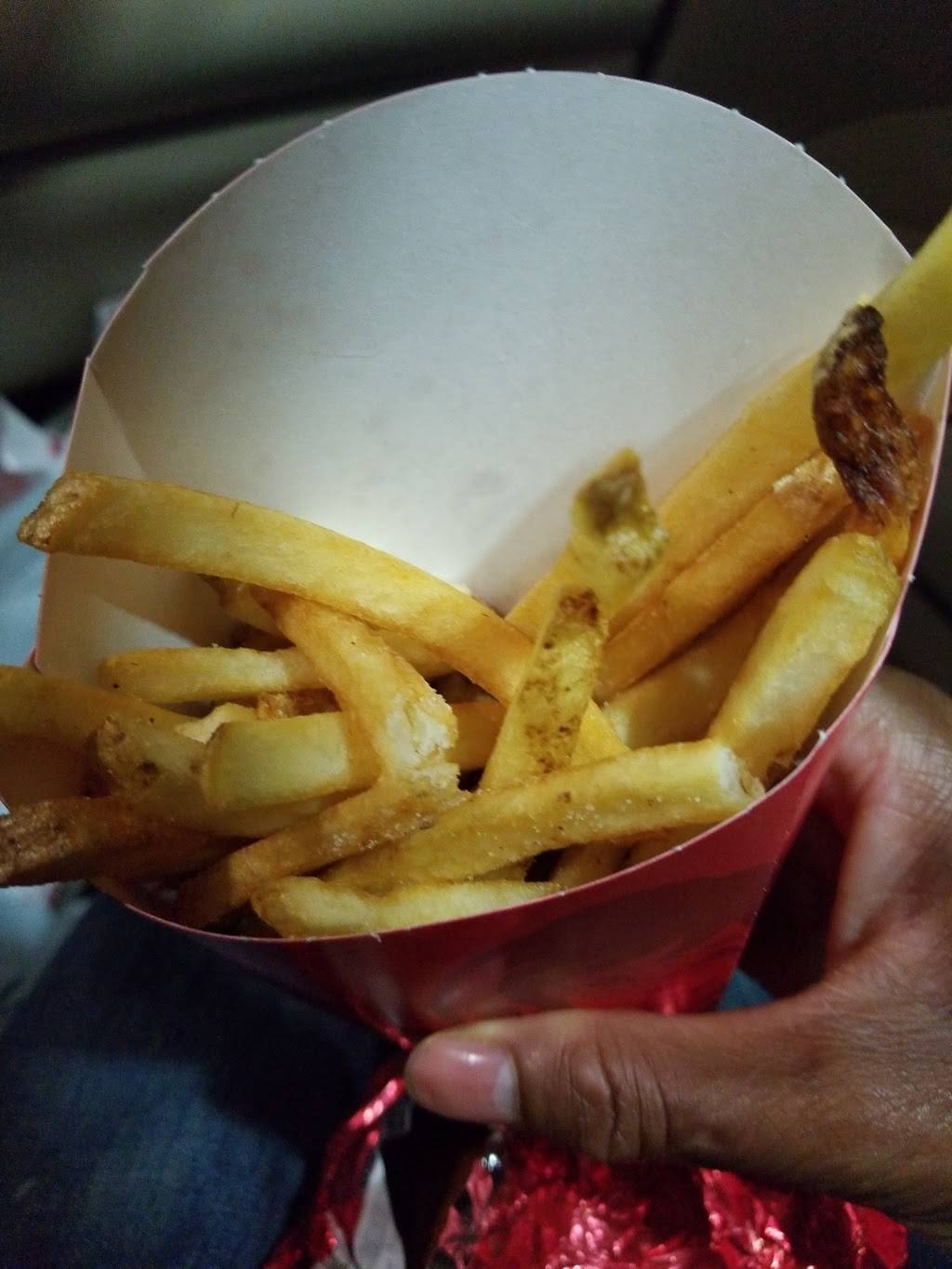 Wendys | restaurant | 4071 167th St, Oak Forest, IL 60452, USA | 7083313498 OR +1 708-331-3498