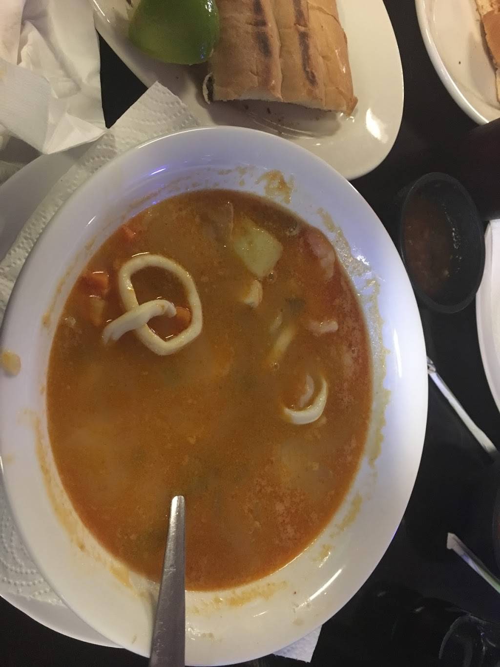 Casa Bariscos Restaurant | restaurant | 404 N Collins St, Arlington, TX 76011, USA | 8178032518 OR +1 817-803-2518