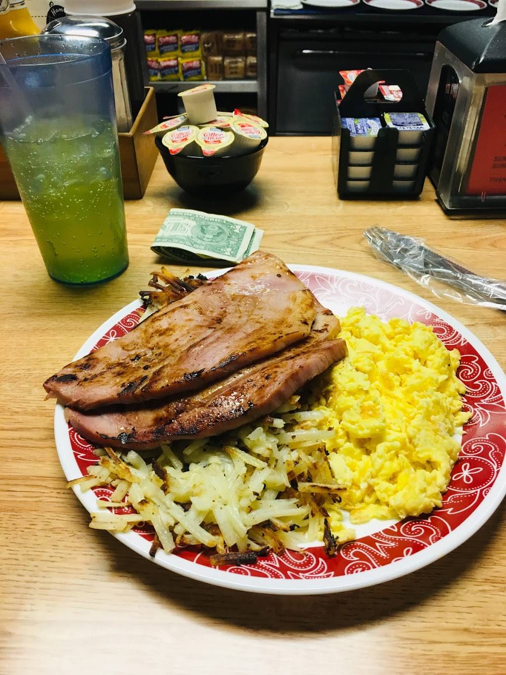 Fort Worth | restaurant | 526 S 5th St, Keokuk, IA 52632, USA | 3195249880 OR +1 319-524-9880