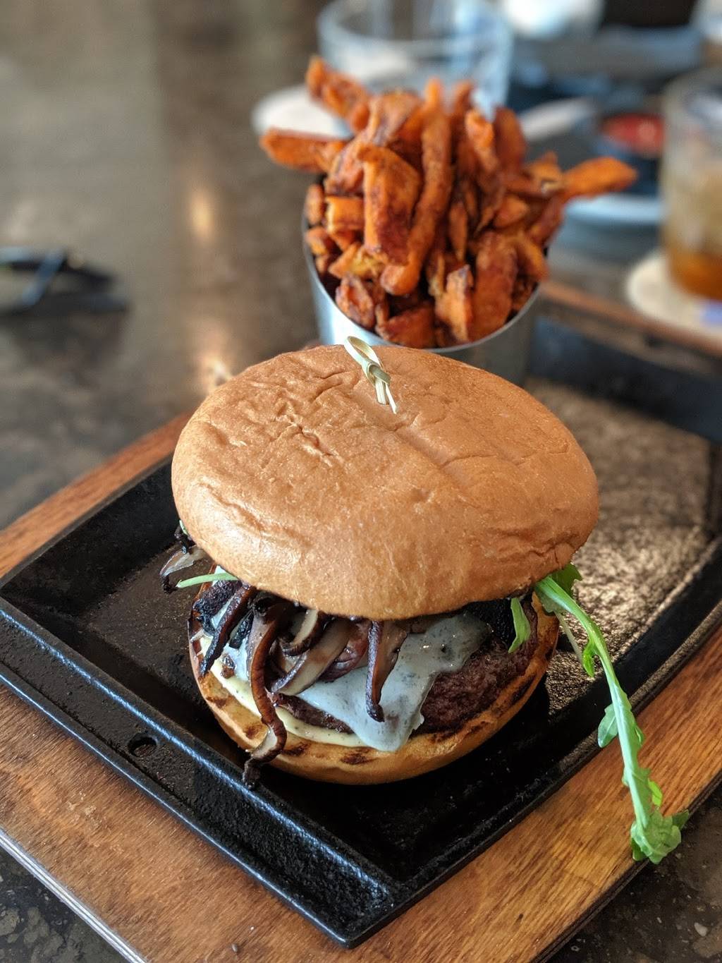 Circa Grill | restaurant | 1549 Thompsons Station Rd W, Thompsons Station, TN 37179, USA | 6156142079 OR +1 615-614-2079