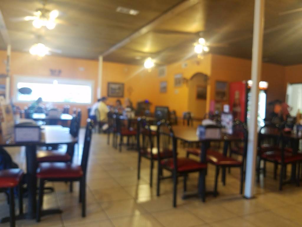 The Palms Taqueria LLC | restaurant | 924 E Kingsbury St, Seguin, TX 78155, USA | 8304014159 OR +1 830-401-4159