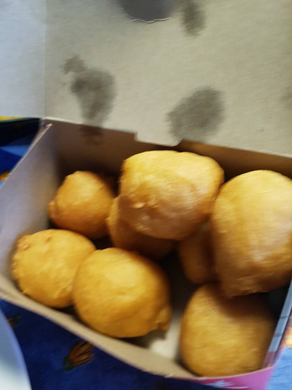 Dragon Palace Chinese Restaurant | meal delivery | 1850 Dundas St E, Mississauga, ON L4X 1L9, Canada | 9052799111 OR +1 905-279-9111