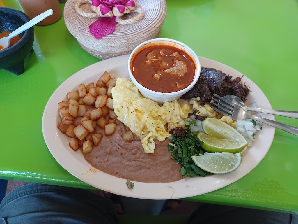 Restaurante Molcas | restaurant | 412 E 3 Mile Rd, Palmhurst, TX 78573, USA | 9565837800 OR +1 956-583-7800