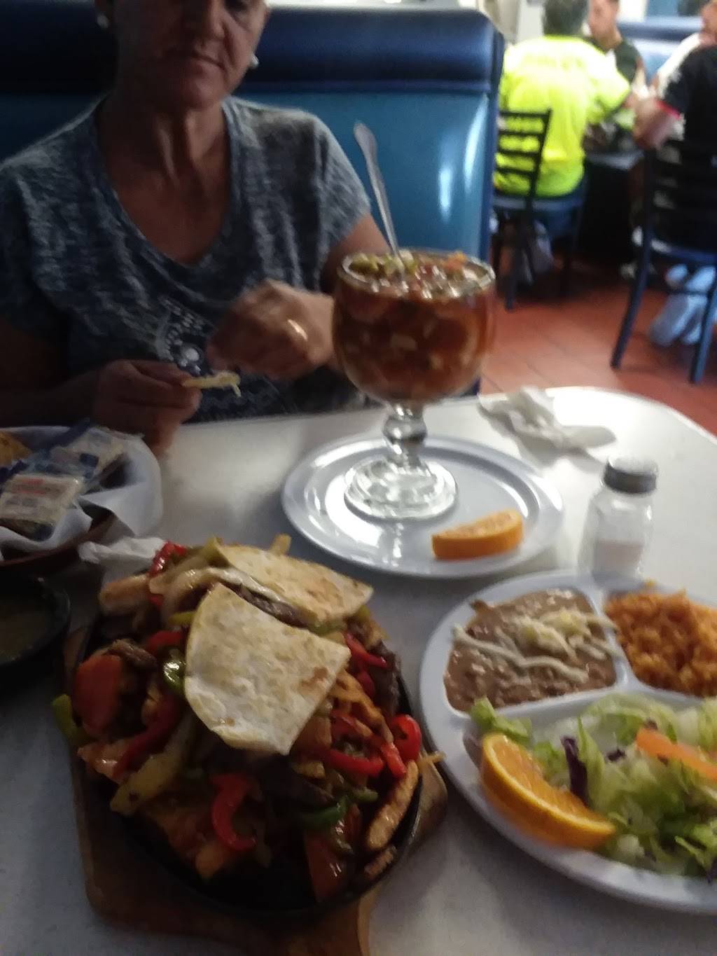 Mariscos El Camaron Loco #1 | restaurant | 3340 Mary St, Riverside, CA 92506, USA | 9516823882 OR +1 951-682-3882