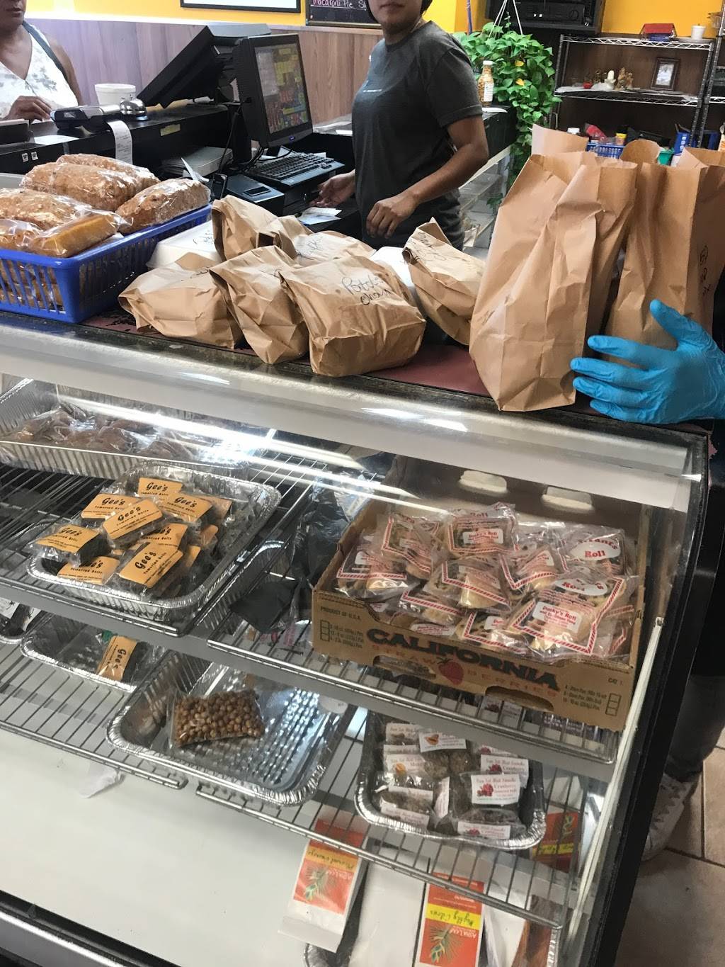 Drupatis Roti and Doubles - Ajax | restaurant | 252 Bayly St W, Ajax, ON L1S 3V4, Canada | 9056868100 OR +1 905-686-8100