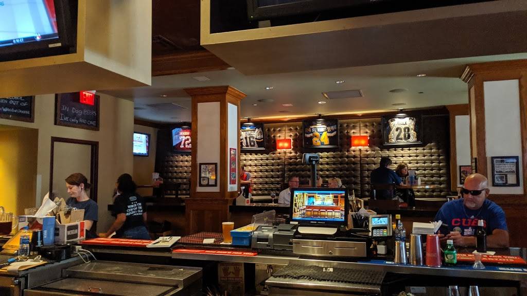 Brewhouse Historical Sports Bar | restaurant | 315 Chestnut St, St. Louis, MO 63102, USA | 3142593270 OR +1 314-259-3270