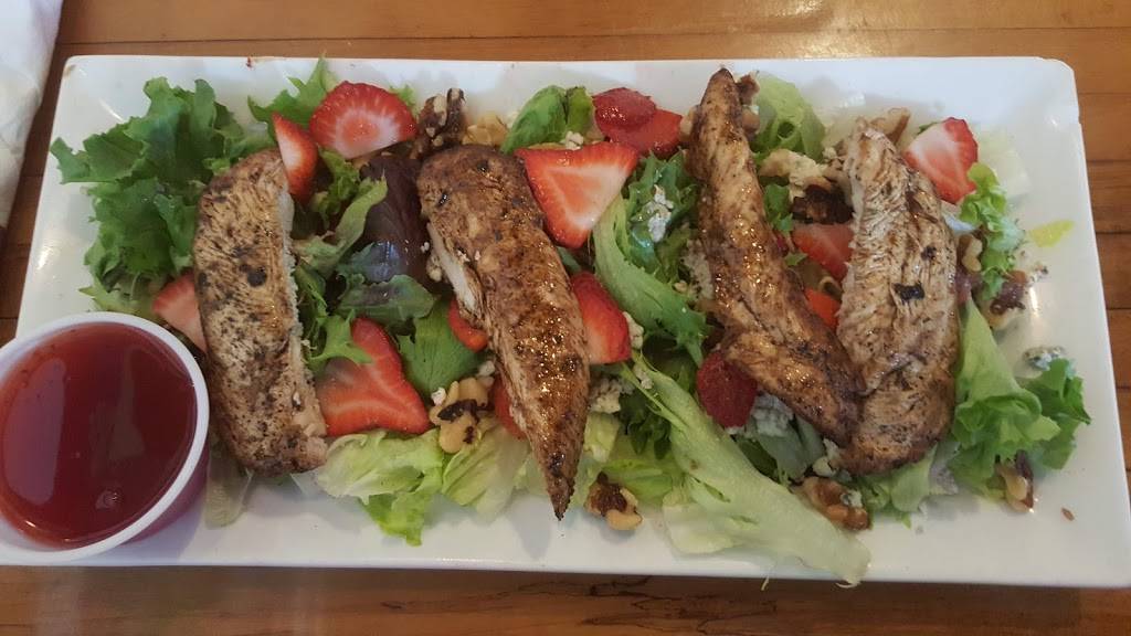 MoonCricket Grille | restaurant | 14 W Plant St, Winter Garden, FL 34787, USA | 4079055325 OR +1 407-905-5325