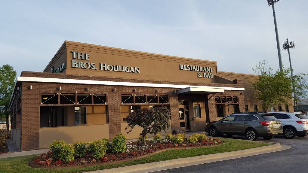 The Brothers Houligan | restaurant | 4848 S Yale Ave, Tulsa, OK 74135, USA | 9182541086 OR +1 918-254-1086