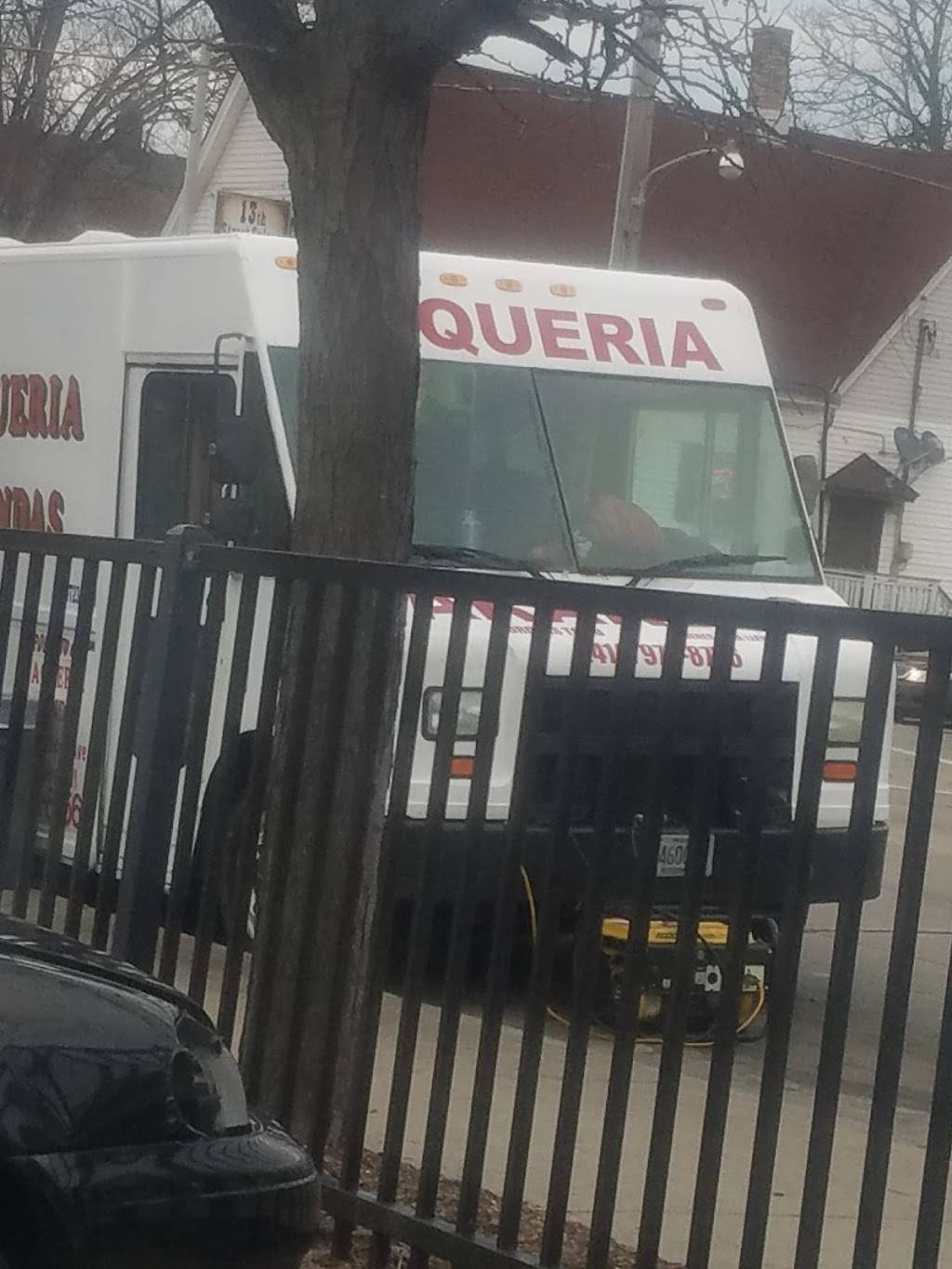 Taqueria Arandas Food Truck | restaurant | 2705 South 13th Street #2701, Milwaukee, WI 53215, USA | 2626768387 OR +1 262-676-8387