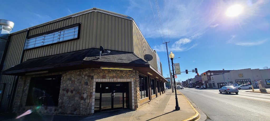 La Conchita | restaurant | 103 N Cavin St, Ligonier, IN 46767, USA | 2608947641 OR +1 260-894-7641