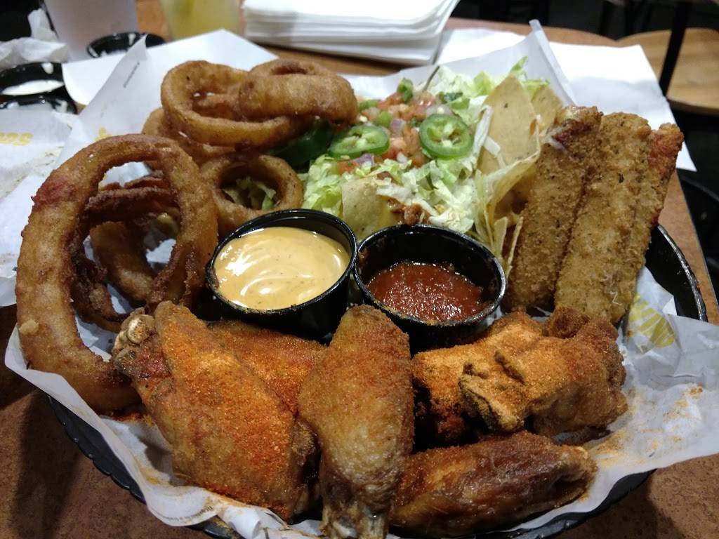 Buffalo Wild Wings | meal takeaway | 3525 W Carson St #163, Torrance, CA 90503, USA | 3105423400 OR +1 310-542-3400