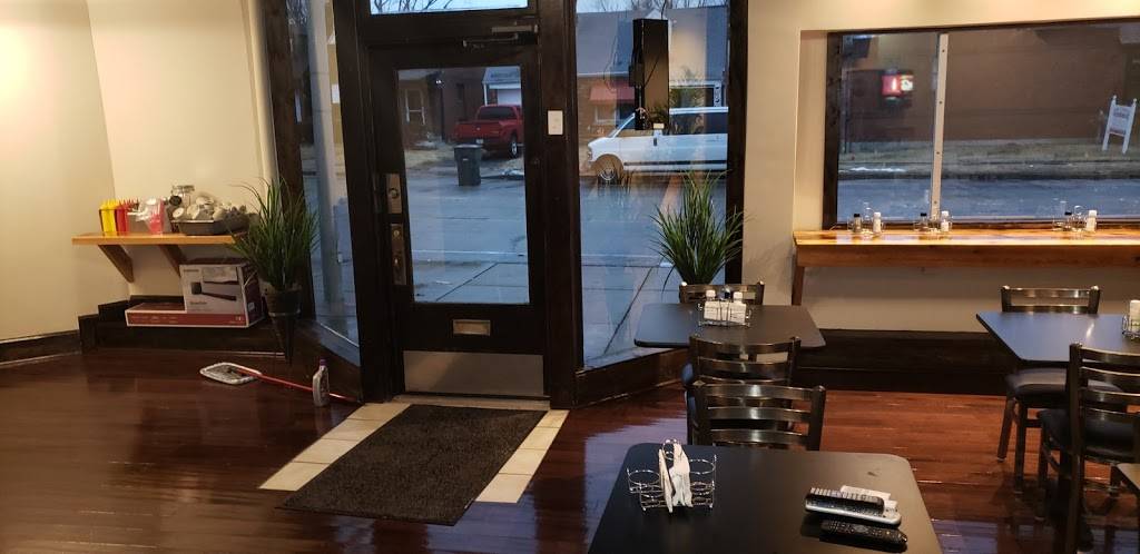 Oasis grill | restaurant | 8736 Goodfellow Blvd, St. Louis, MO 63147, USA | 3143957901 OR +1 314-395-7901