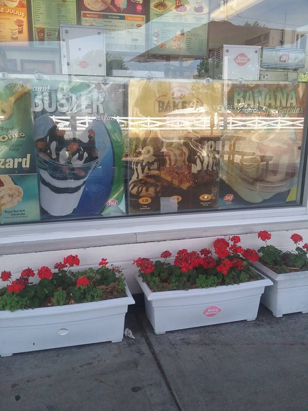 Dairy Queen Store | restaurant | 1117 N Main St, Paris, IL 61944, USA | 2174633230 OR +1 217-463-3230