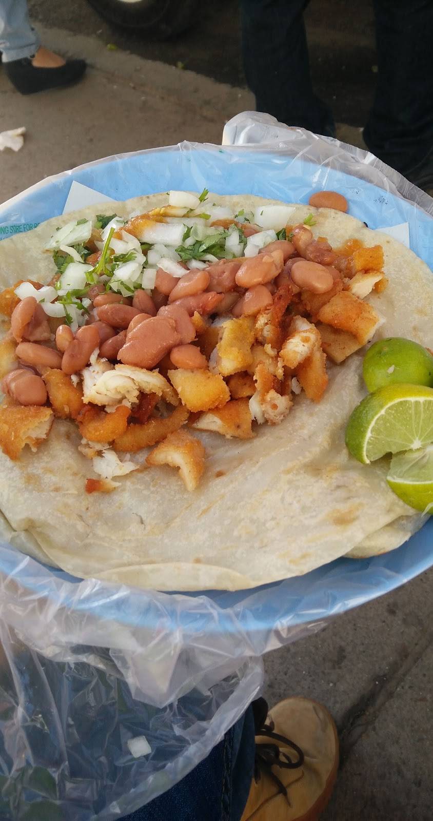 Loncheria Doña Lore | restaurant | Calle 7 Sur 104, Cd Industrial, Tijuana, B.C., Mexico | 016641168595 OR +52 664 116 8595