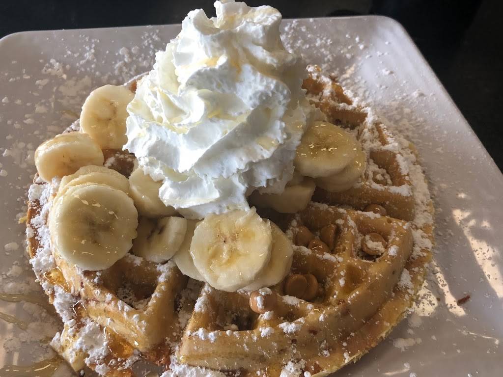 Wally Waffle | restaurant | 3997 Medina Rd, Akron, OH 44333, USA | 2344660155 OR +1 234-466-0155