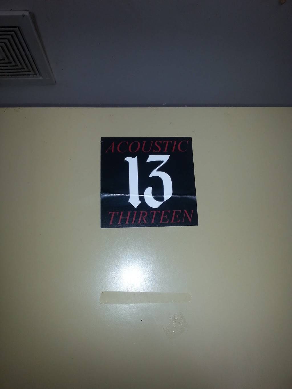 Waterstreet Bar & Grill | restaurant | 201 South St, Evansville, IL 62242, USA | 6188532853 OR +1 618-853-2853