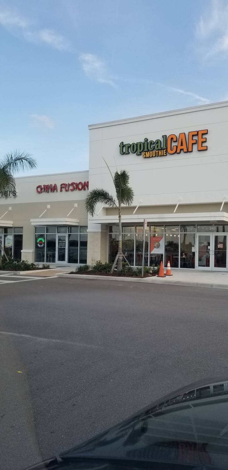 China Fusion | restaurant | 13111 Paul J Doherty Pkwy #130, Fort Myers, FL 33913, USA | 2397683388 OR +1 239-768-3388