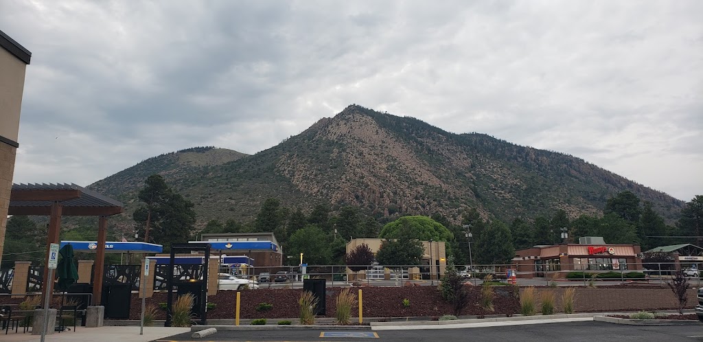 Starbucks | cafe | 4504 US-89, Flagstaff, AZ 86004, USA | 9285224991 OR +1 928-522-4991