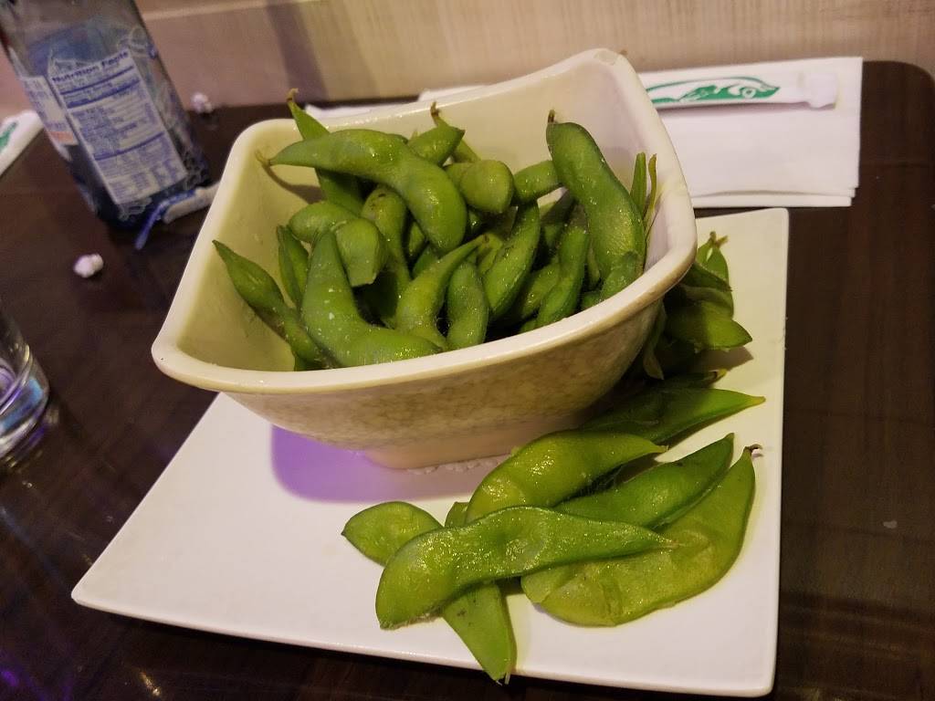 Volcano Sushi and China Bistro | restaurant | 339 W 21st St, Norfolk, VA 23517, USA | 7576832688 OR +1 757-683-2688