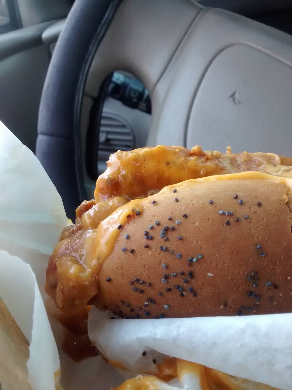 Yummys Grill | restaurant | 1002 N Post Rd, Indianapolis, IN 46219, USA | 3178995565 OR +1 317-899-5565