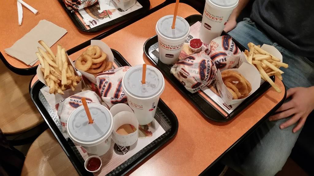 Harveys | restaurant | 2360 Rue King Ouest, Sherbrooke, QC J1J 2E8, Canada | 8195650909 OR +1 819-565-0909