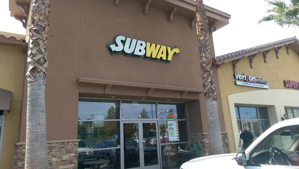 Subway | restaurant | Target Plaza, 2091 Madera Rd Suite B, Simi Valley, CA 93065, USA | 8059559232 OR +1 805-955-9232