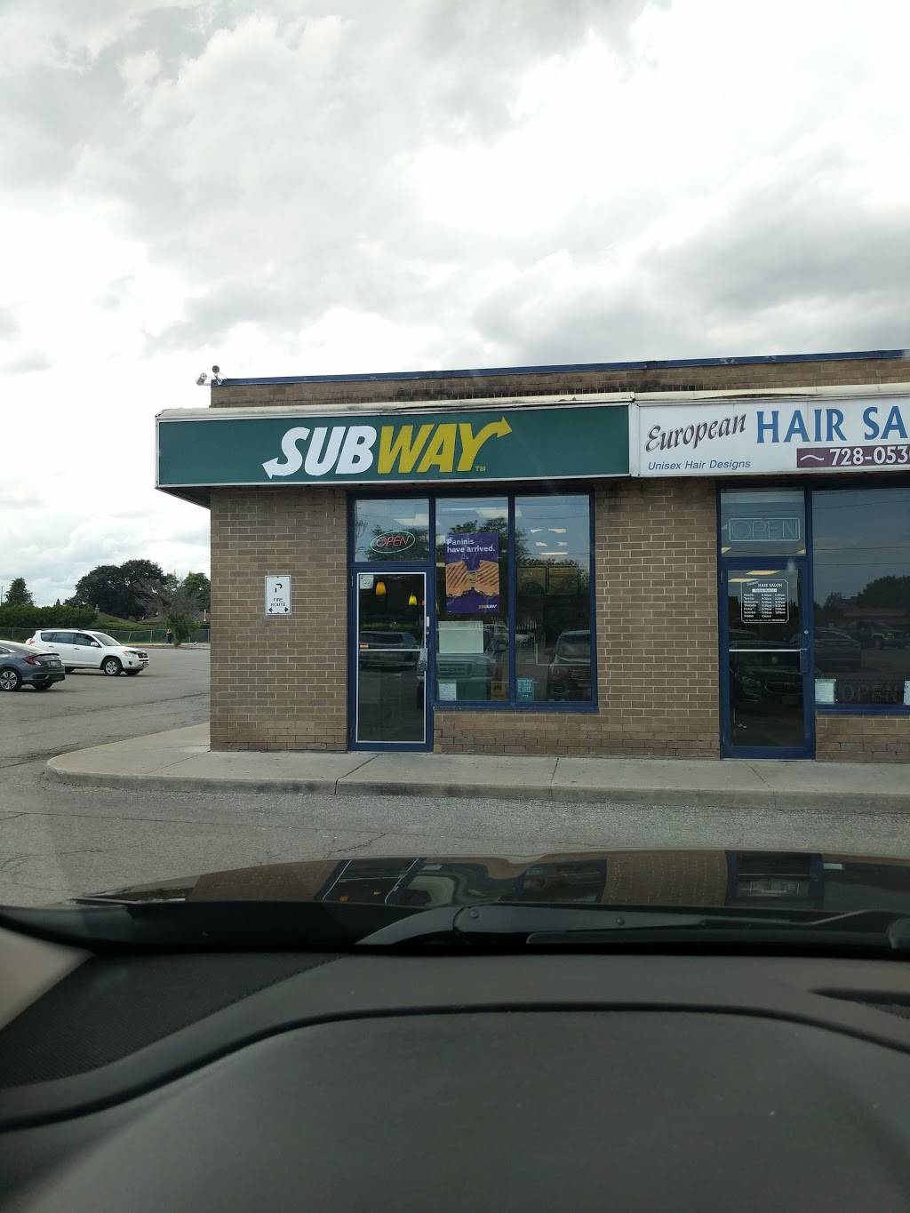 Subway | restaurant | 600 King St E Unit 14, Oshawa, ON L1H 1G6, Canada | 9054327827 OR +1 905-432-7827