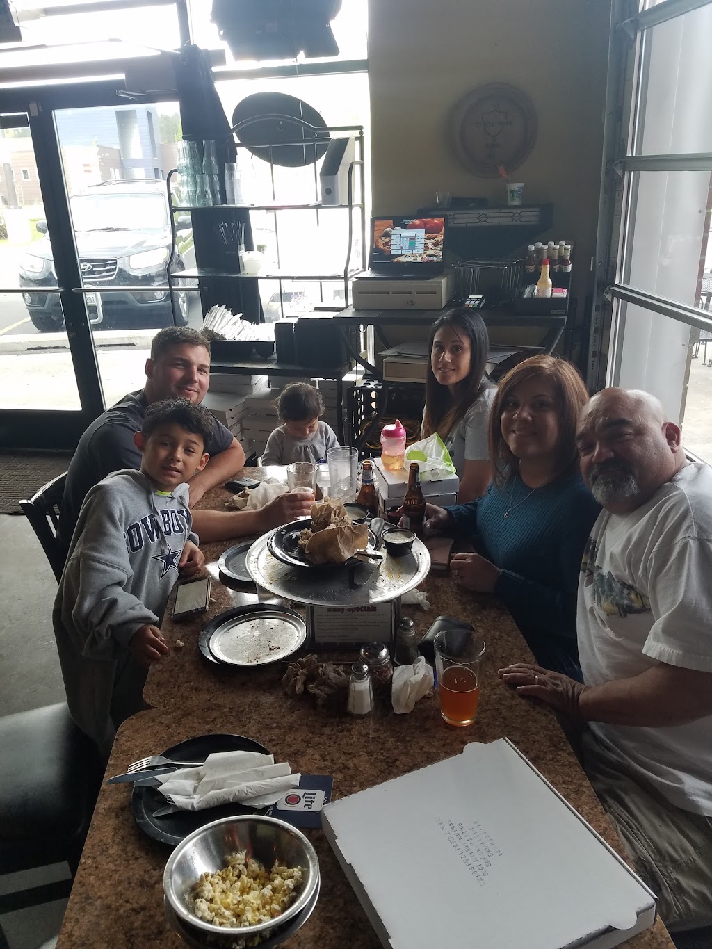 Adelos Pizza, Pasta & Pints | restaurant | 8801 N Indian Trail Rd g, Spokane, WA 99208, USA | 5094640110 OR +1 509-464-0110