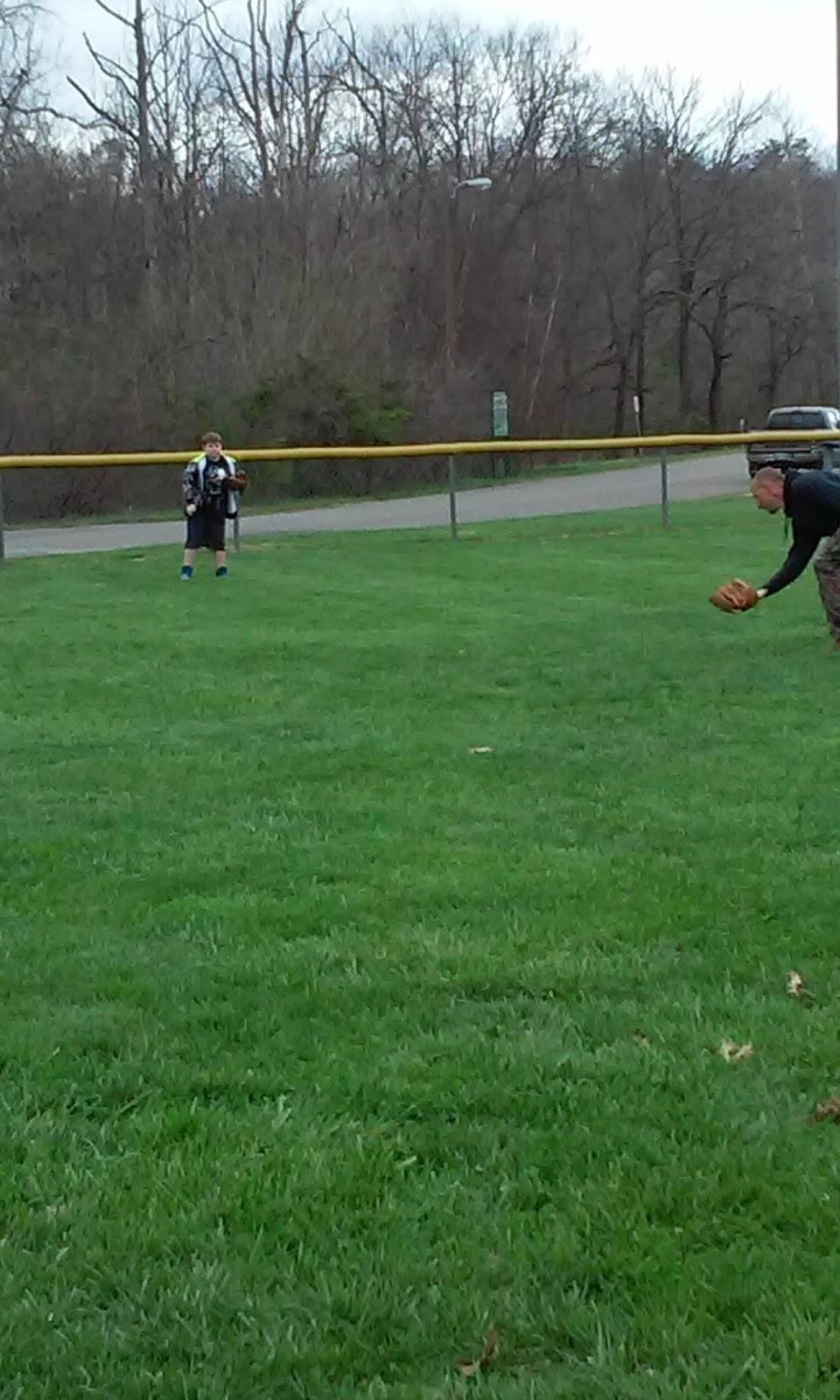 Elizabethton Golf Course | restaurant | 185 Buck Van Huss Rd, Elizabethton, TN 37643, USA | 4235428051 OR +1 423-542-8051