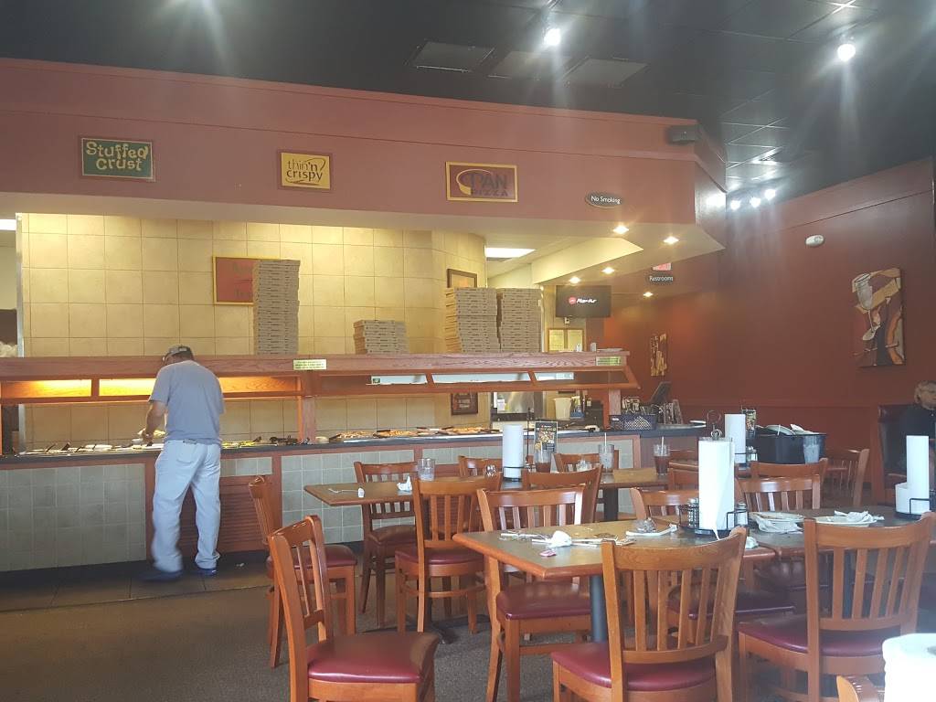 Pizza Hut | restaurant | 1433 S Main St Suite 110, Boerne, TX 78006, USA | 8308161616 OR +1 830-816-1616