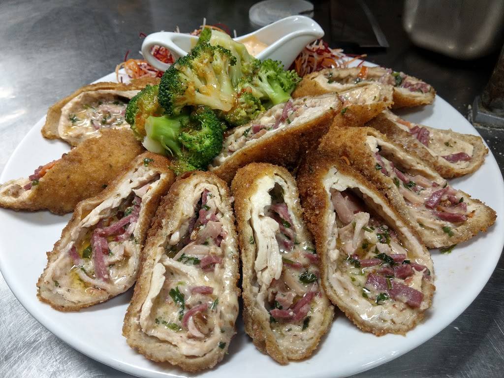 Emir Palace | restaurant | 4210 18th Ave, Brooklyn, NY 11218, USA | 7184310007 OR +1 718-431-0007