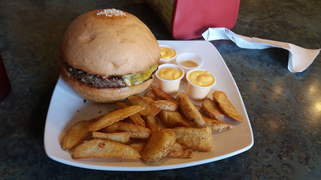 Fuddruckers | restaurant | 14532 SW 5th St, Pembroke Pines, FL 33027, USA | 9544369011 OR +1 954-436-9011