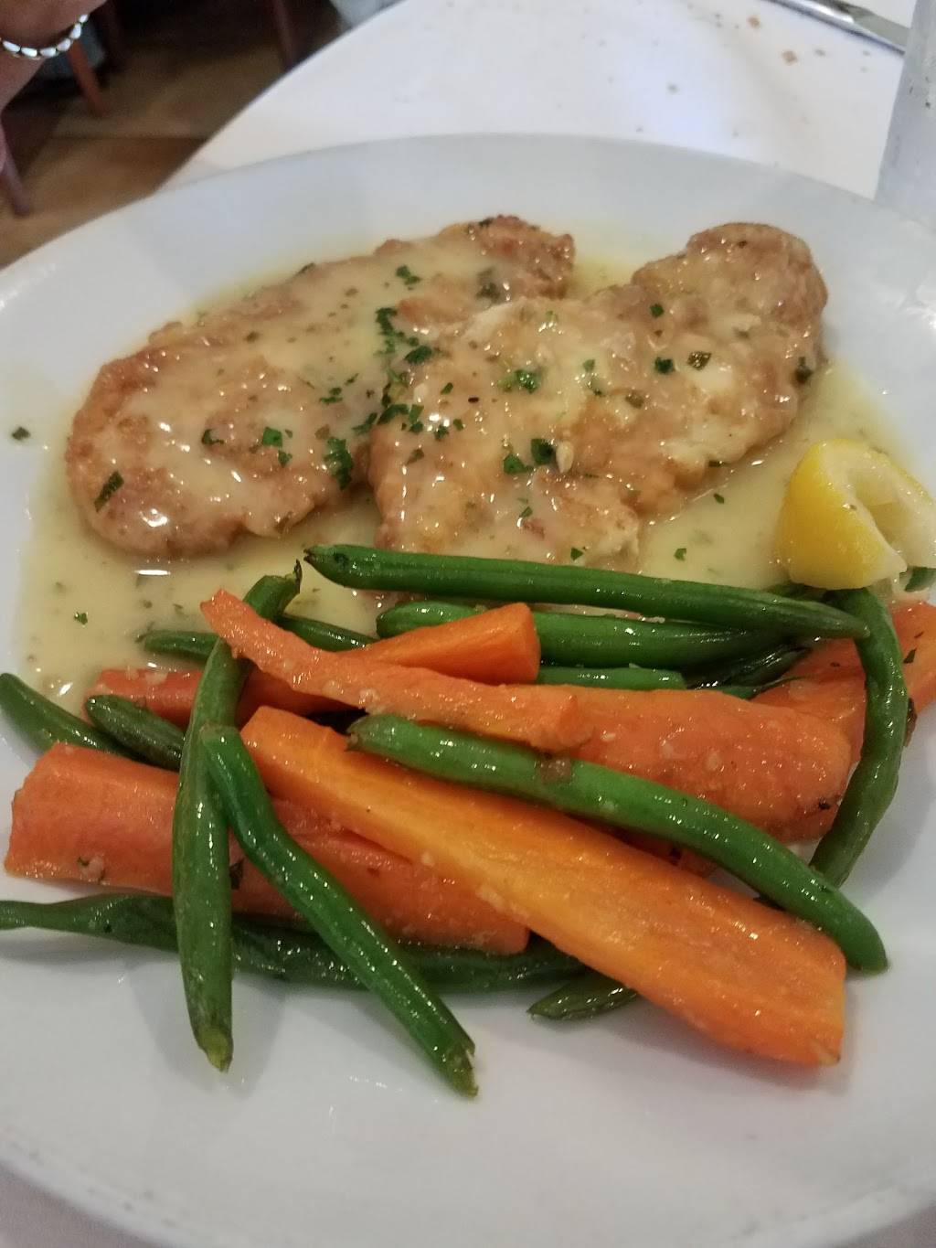 Rosarios Trattoria | restaurant | 29 Central Ave, Midland Park, NJ 07432, USA | 2014453335 OR +1 201-445-3335