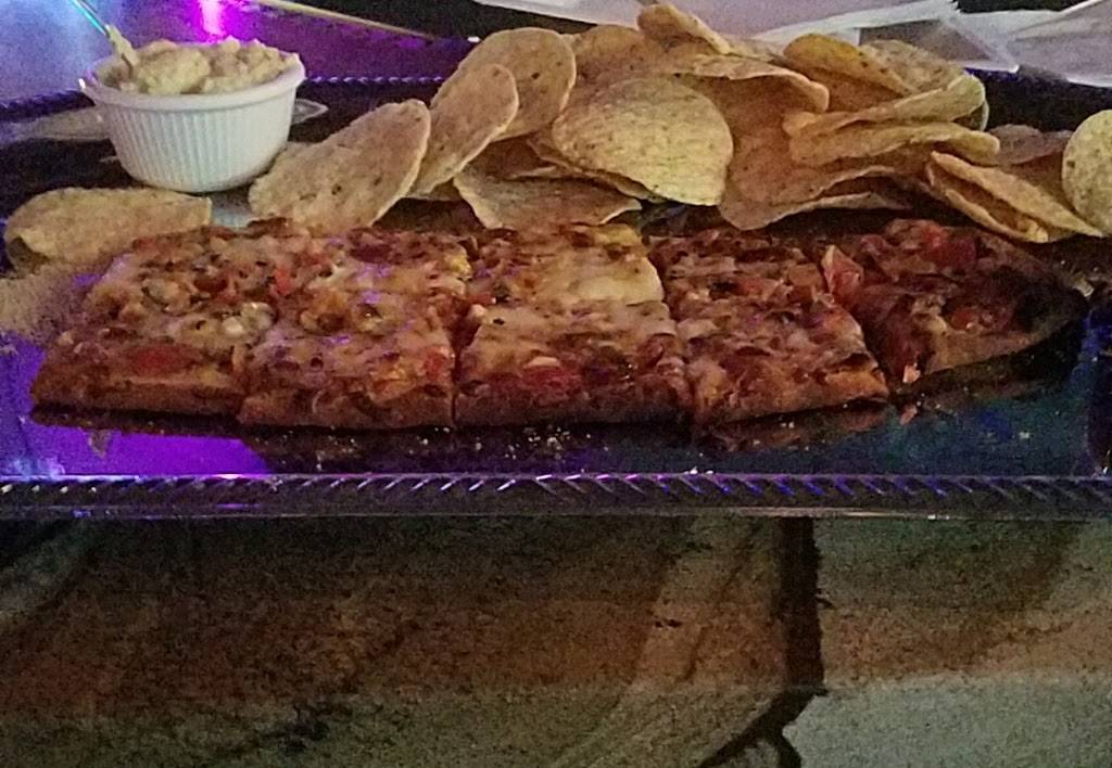 Shirleys Piano Bar | restaurant | 104 N Cook St, Barrington, IL 60010, USA | 2242088409 OR +1 224-208-8409