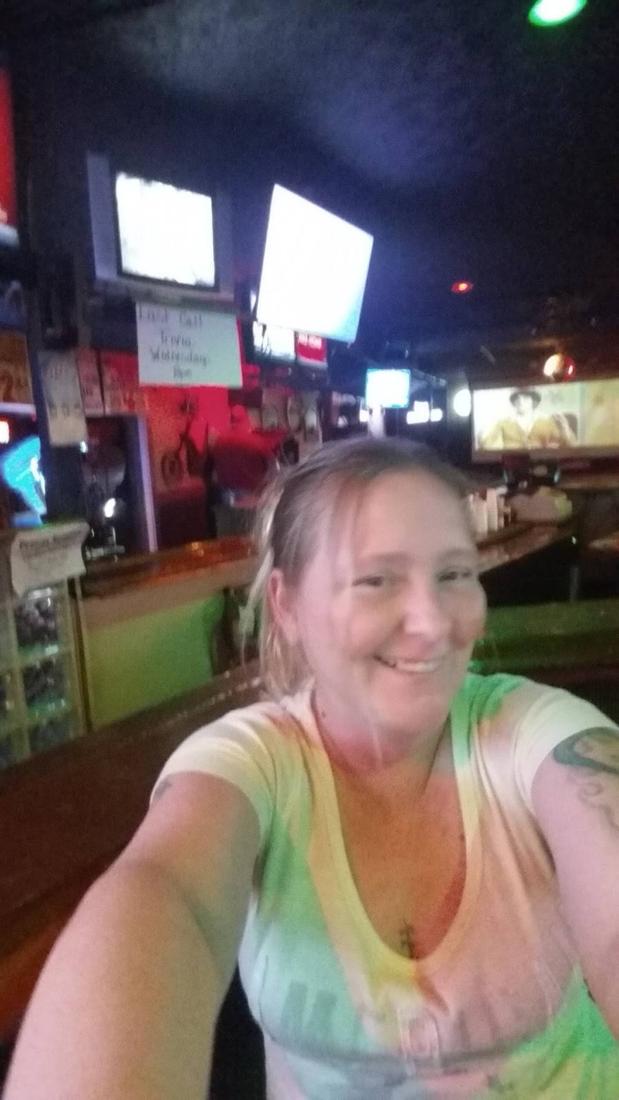 Peecox Bar & Grill Independence | restaurant | 12200 Madison Pike, Independence, KY 41051, USA | 8593561440 OR +1 859-356-1440