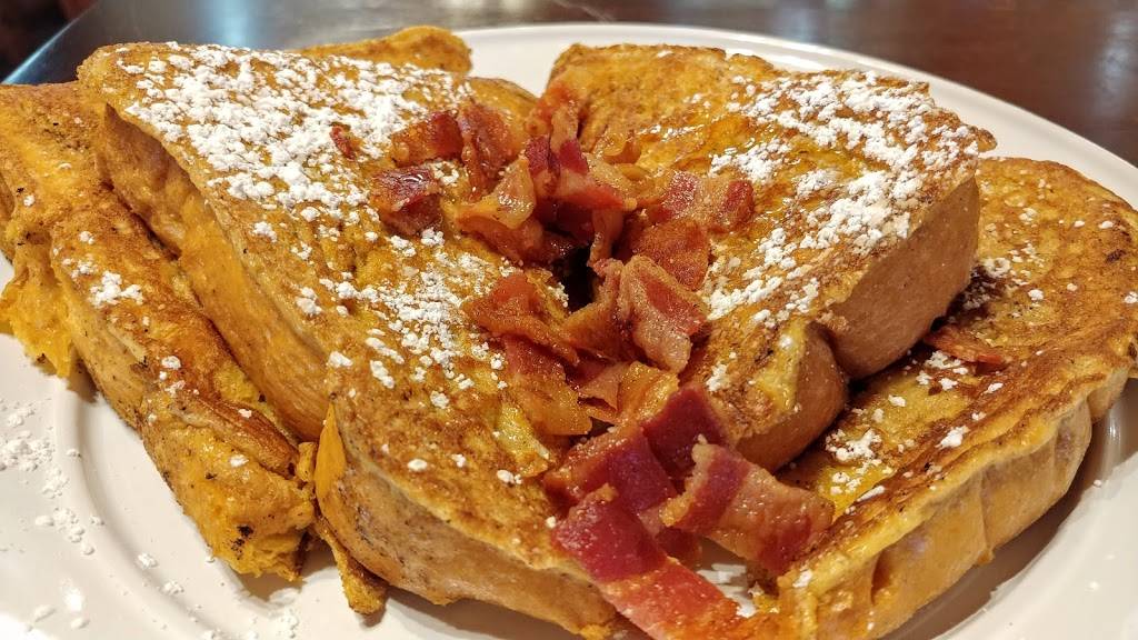 Pine House Cafe & Tavern | cafe | 9849 Sunrise Hwy, Mt Laguna, CA 91948, USA | 6194738857 OR +1 619-473-8857