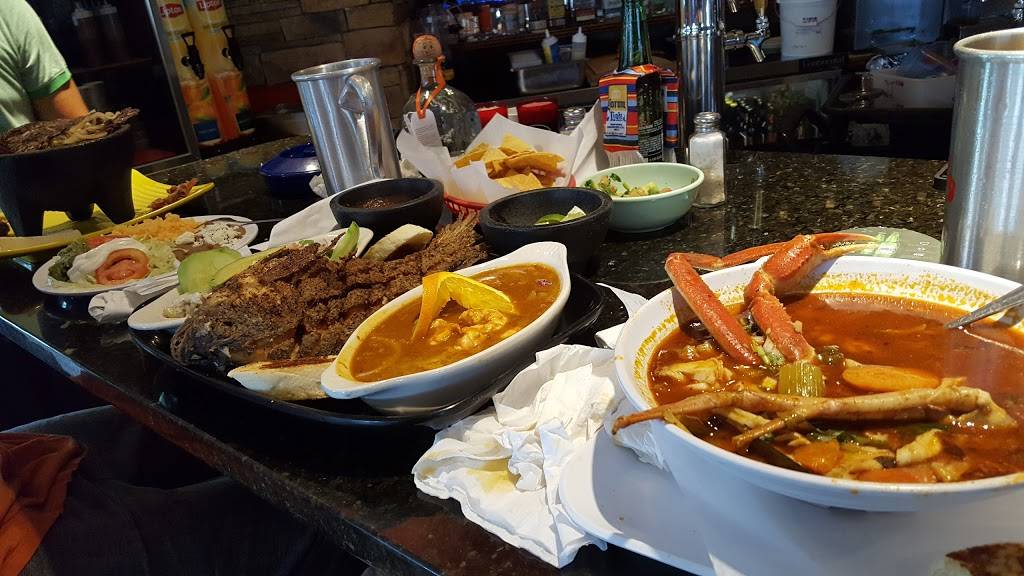 Mi Familia Mexican Cuisine | restaurant | 318 Northland Blvd, Cincinnati, OH 45246, USA | 5137721200 OR +1 513-772-1200