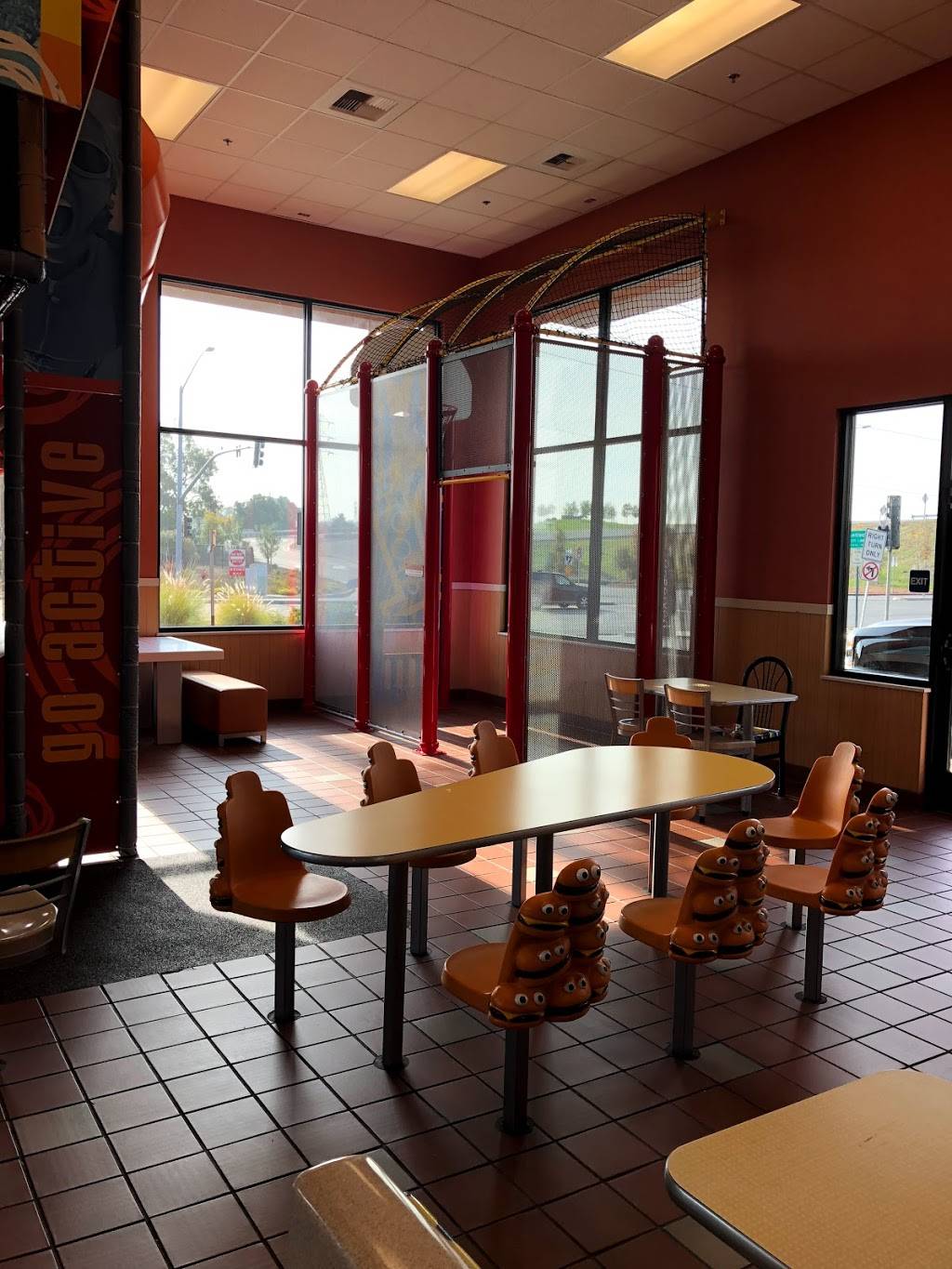 McDonalds | cafe | 914 Main St, Antioch, CA 94509, USA | 9257546114 OR +1 925-754-6114