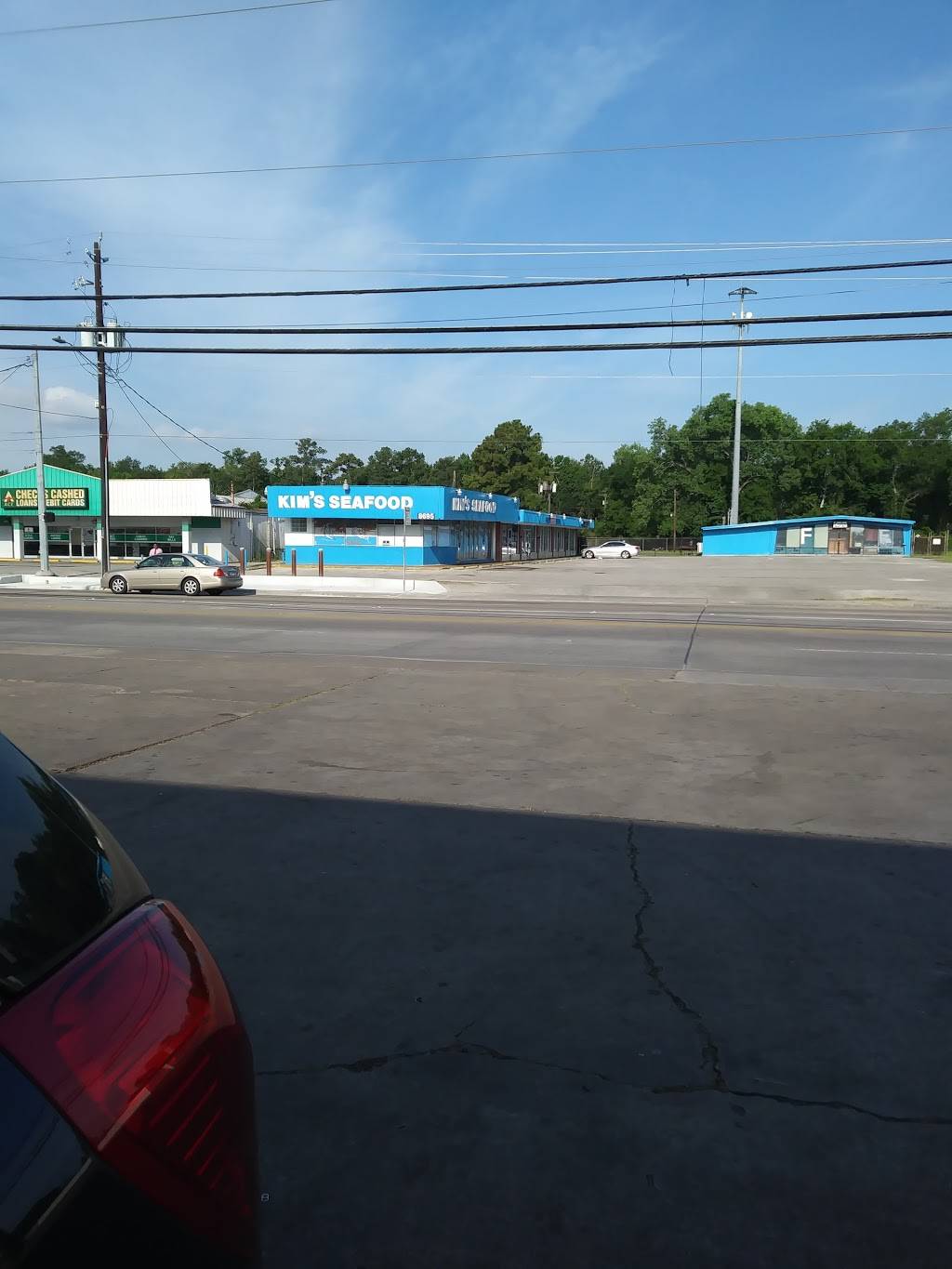 Kims Seafood | restaurant | 8695 Mesa Dr, Houston, TX 77028, USA | 7136333313 OR +1 713-633-3313