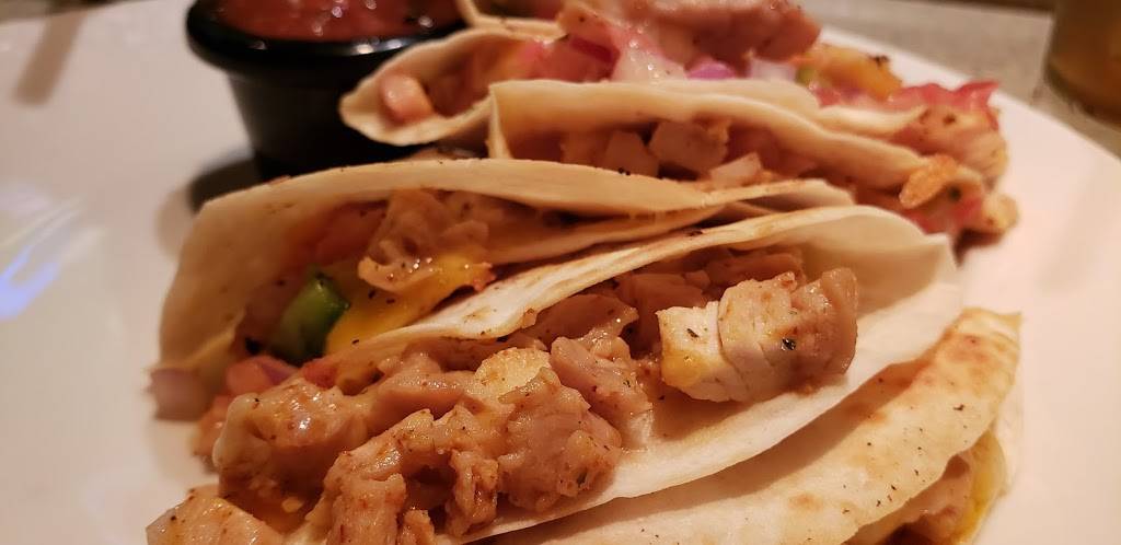 Applebees Grill + Bar | restaurant | 3001 W Eau Gallie Blvd, Melbourne, FL 32934, USA | 3212428488 OR +1 321-242-8488