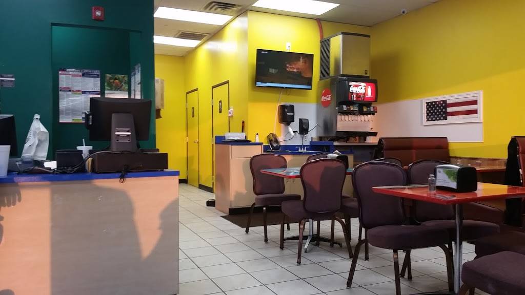 Famous Taco | restaurant | 1500 W Lake Lansing Rd, East Lansing, MI 48823, USA | 5173242800 OR +1 517-324-2800