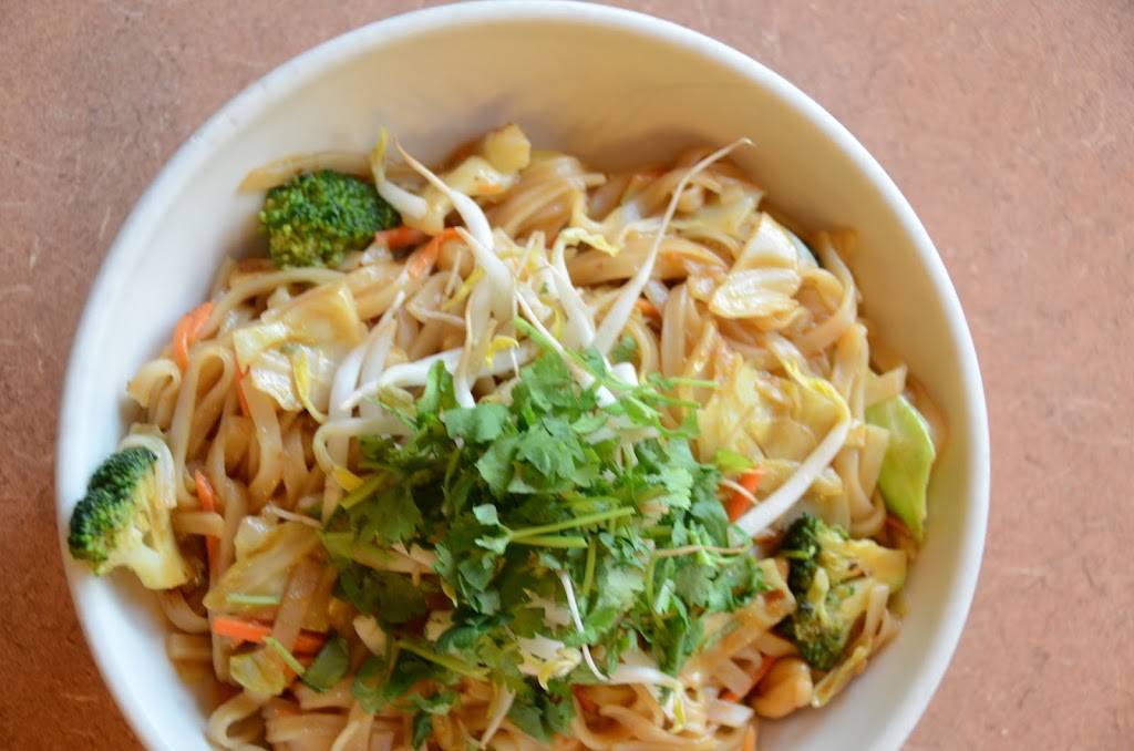 ZMariks Noodle Cafe | restaurant | 19 S Dubuque St, Iowa City, IA 52240, USA | 3193385500 OR +1 319-338-5500