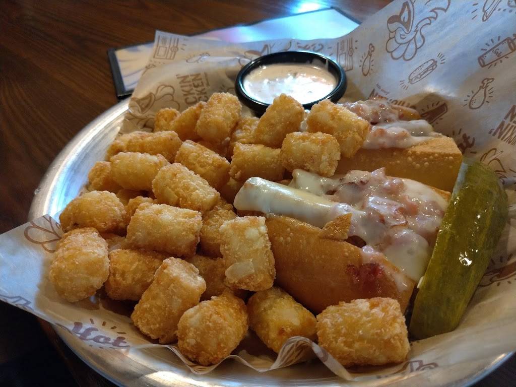 Kickin Chicken | restaurant | 9800 Dorchester Rd, Summerville, SC 29485, USA | 8432253535 OR +1 843-225-3535