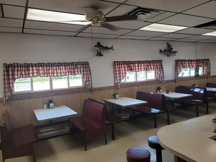 Sandys Cafe | restaurant | 1601 Minnesota Ave, Benson, MN 56215, USA | 3208432125 OR +1 320-843-2125